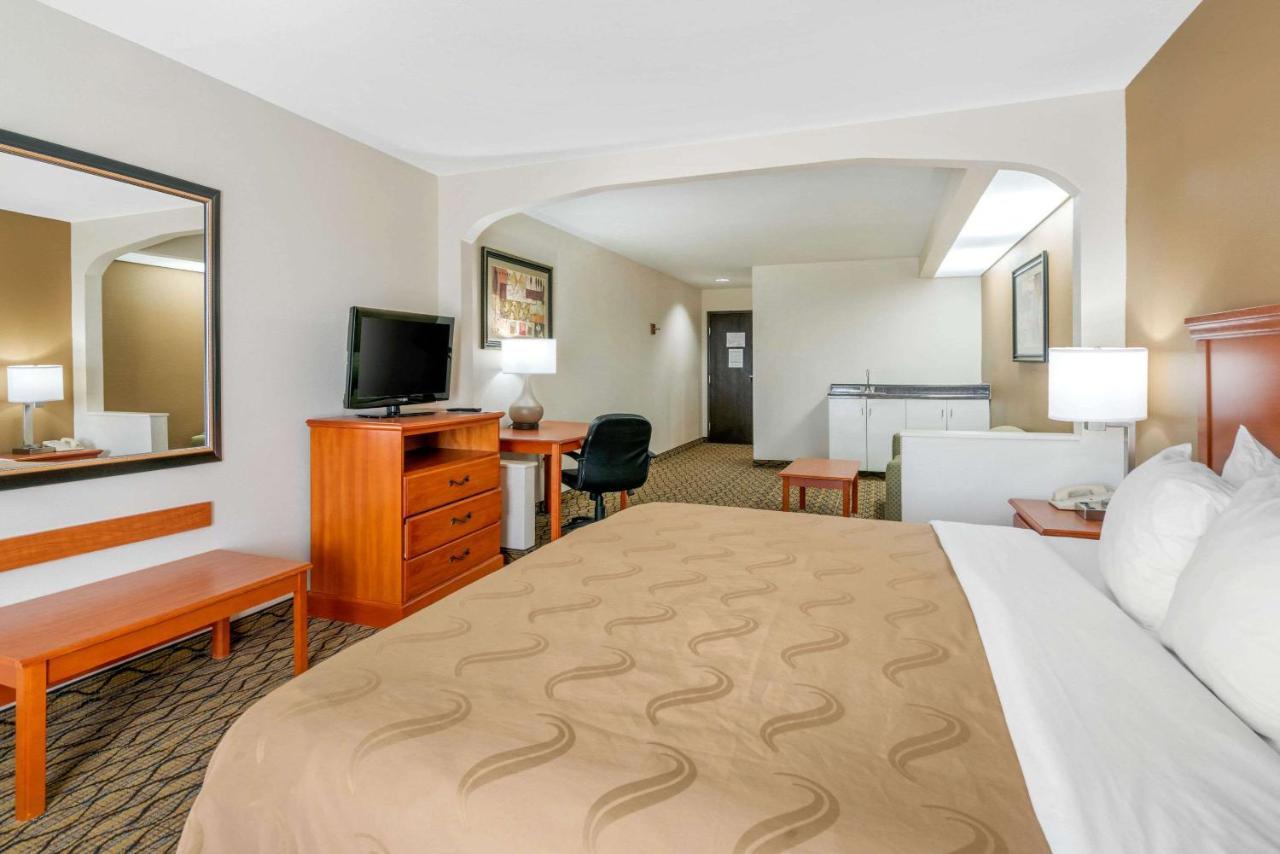 Quality Inn & Suites جيفرسون سيتي المظهر الخارجي الصورة