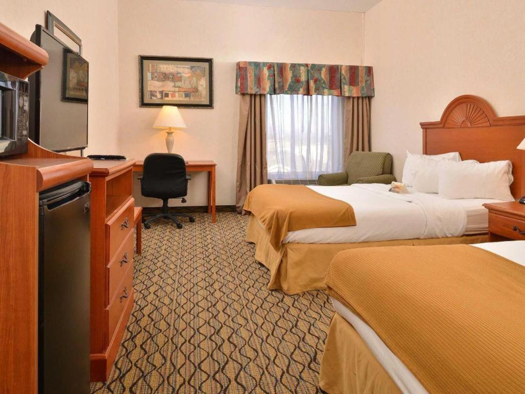 Quality Inn & Suites جيفرسون سيتي المظهر الخارجي الصورة