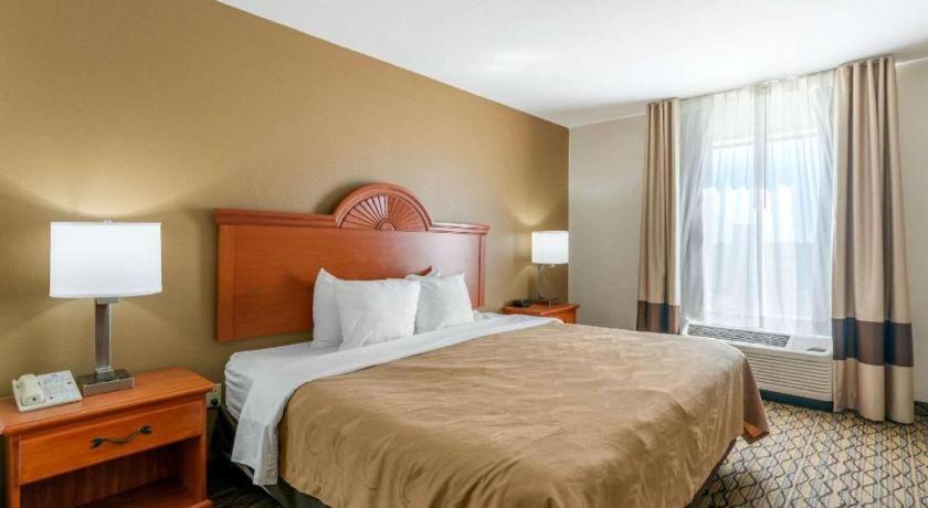 Quality Inn & Suites جيفرسون سيتي المظهر الخارجي الصورة