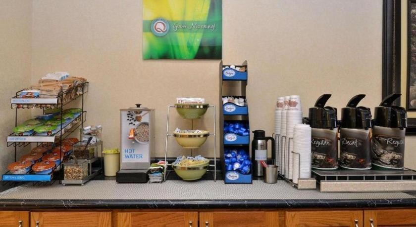 Quality Inn & Suites جيفرسون سيتي المظهر الخارجي الصورة
