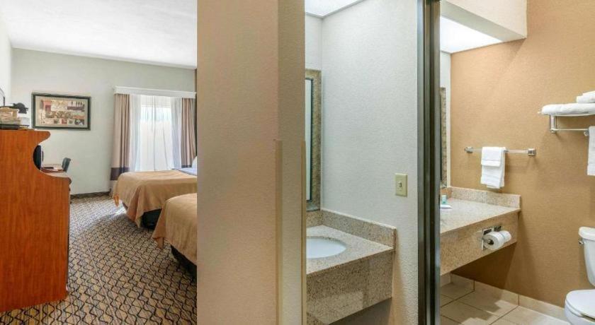 Quality Inn & Suites جيفرسون سيتي المظهر الخارجي الصورة