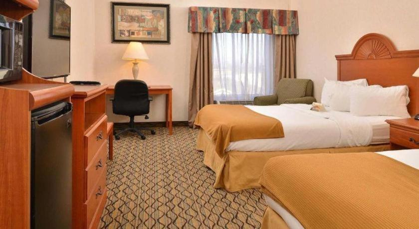 Quality Inn & Suites جيفرسون سيتي المظهر الخارجي الصورة