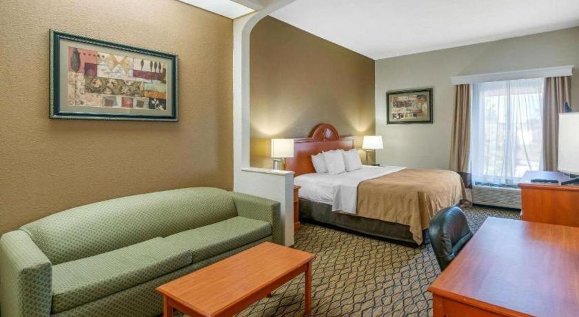 Quality Inn & Suites جيفرسون سيتي المظهر الخارجي الصورة